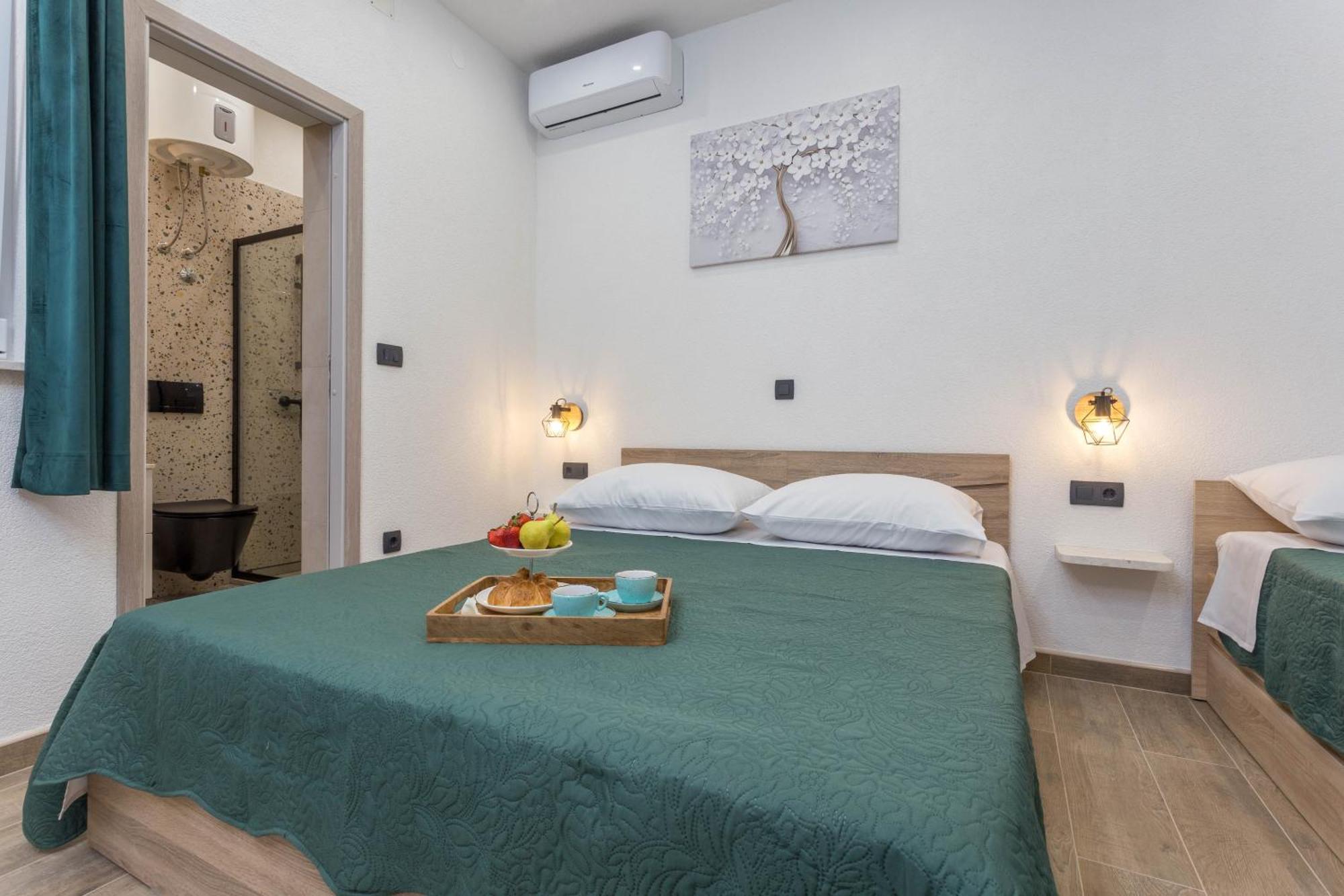 Apartment Zastupac 8761C Hvar Town Exterior foto